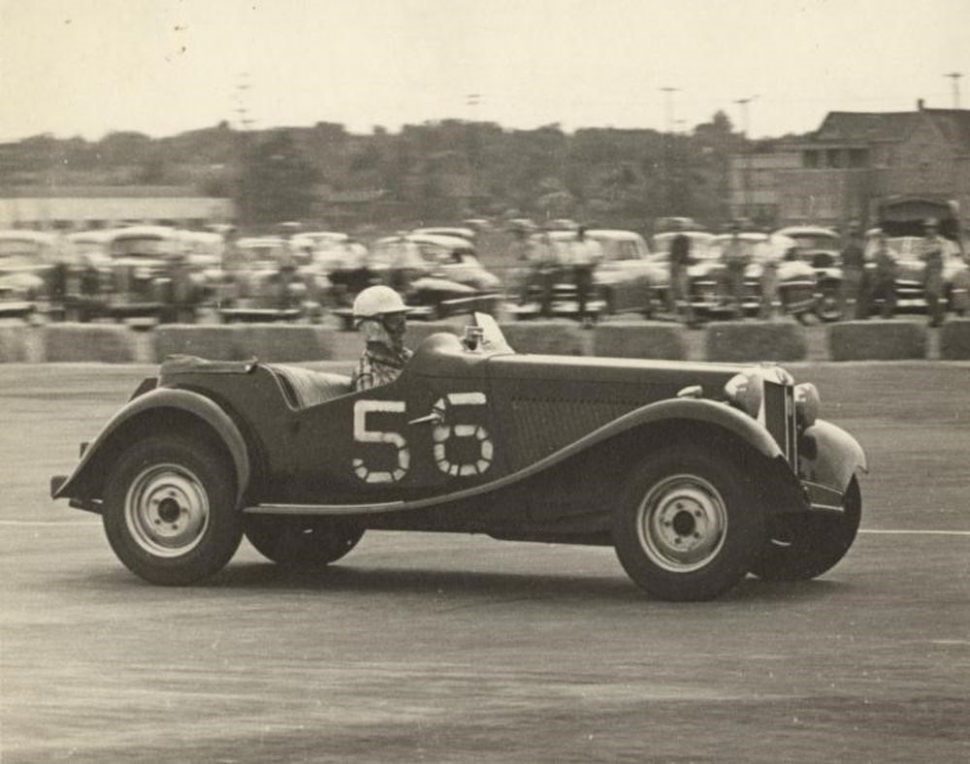 Read more about the article John Fitch’s archives donated to International Motor Racing Research Center